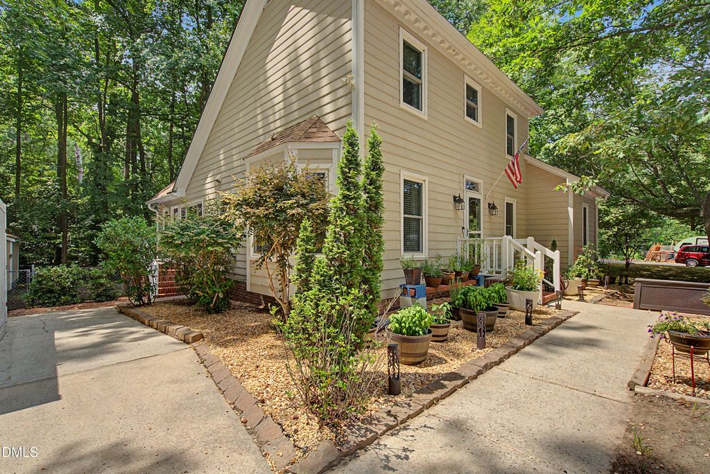 500 Pinewood Drive, Apex, NC 27502