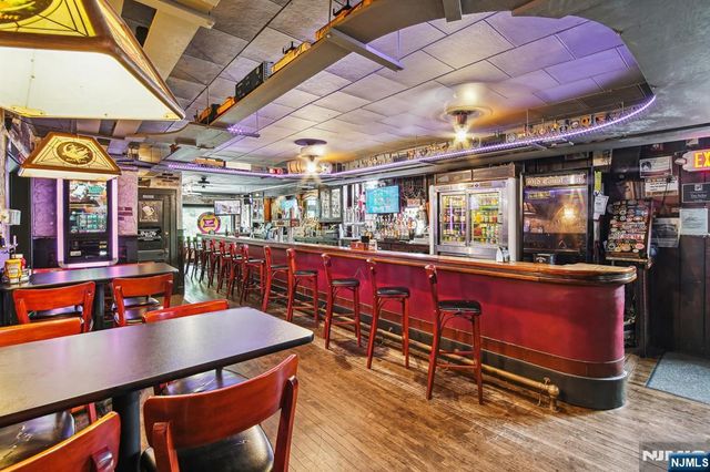 2 E Passaic Avenue, Nutley, NJ 07110