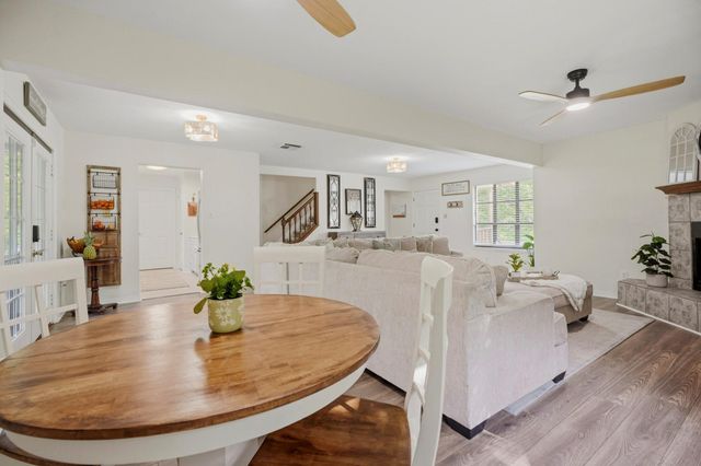 10301 27th Street, Santa Fe, TX 77510