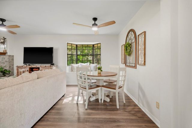 10301 27th Street, Santa Fe, TX 77510