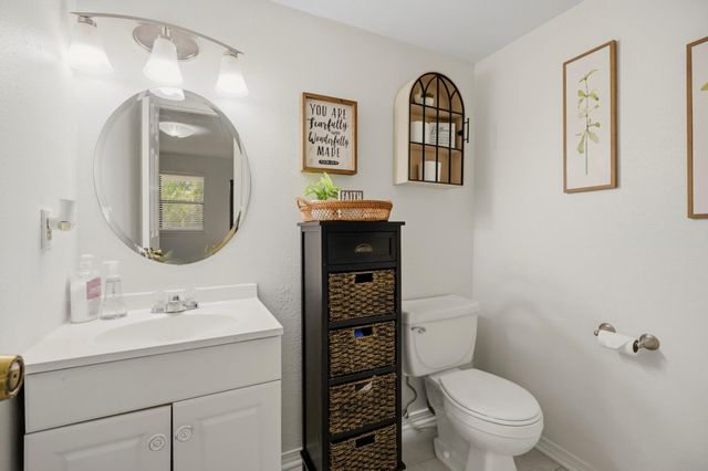 10301 27th Street, Santa Fe, TX 77510
