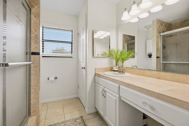 10301 27th Street, Santa Fe, TX 77510