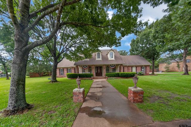 13051 Winding Oak, Lindale, TX 75771
