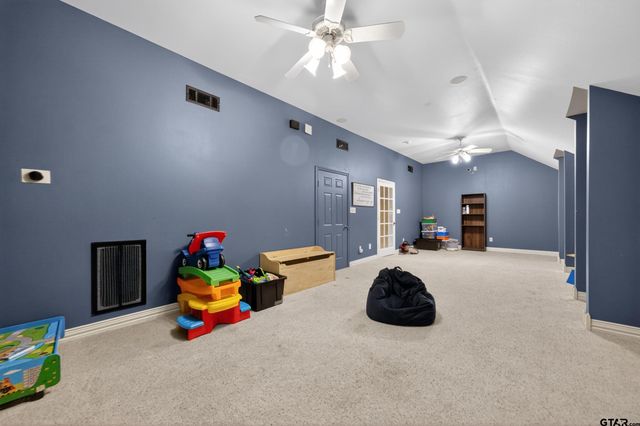 13051 Winding Oak, Lindale, TX 75771