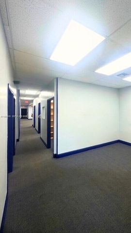 8080 NW 33rd St, Doral, FL 33122