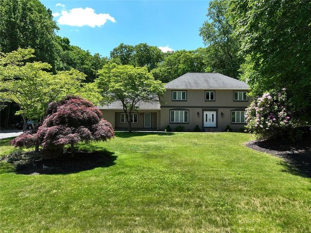 10 Arbor Way, East Greenwich, RI 02818