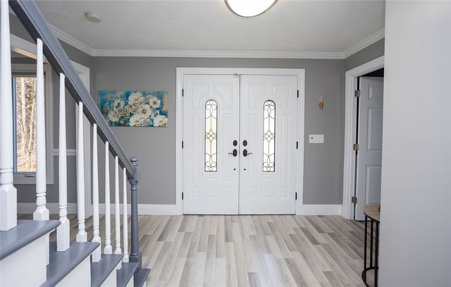 10 Arbor Way, East Greenwich, RI 02818