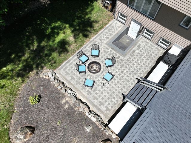 10 Arbor Way, East Greenwich, RI 02818
