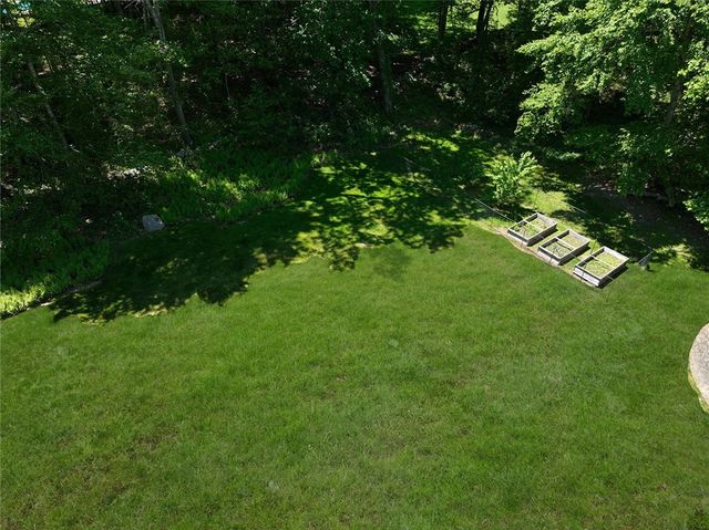 10 Arbor Way, East Greenwich, RI 02818