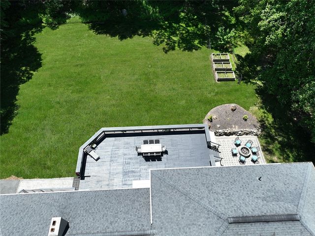 10 Arbor Way, East Greenwich, RI 02818