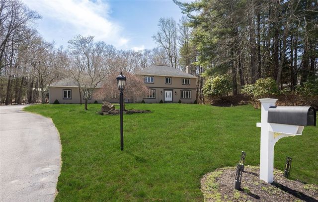 10 Arbor Way, East Greenwich, RI 02818