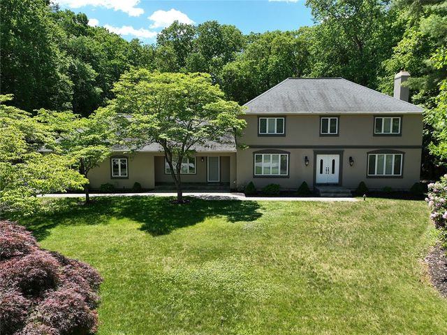 10 Arbor Way, East Greenwich, RI 02818