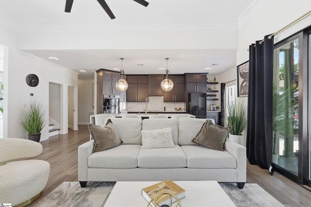 244 Chancellors Park Court, Simpsonville, SC 29681