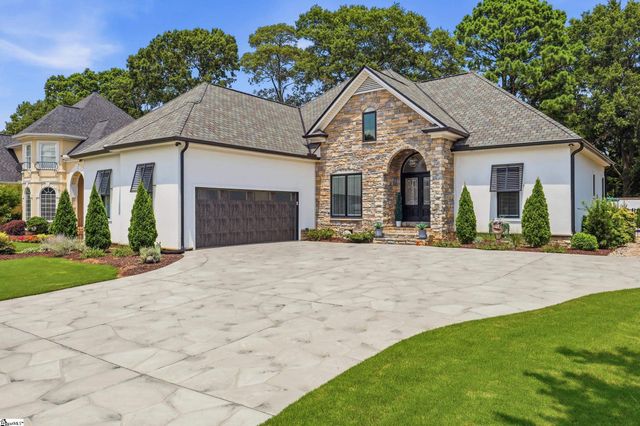 244 Chancellors Park Court, Simpsonville, SC 29681