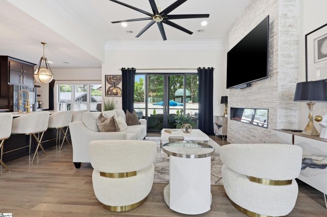 244 Chancellors Park Court, Simpsonville, SC 29681