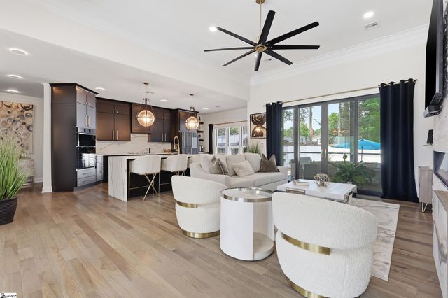 244 Chancellors Park Court, Simpsonville, SC 29681