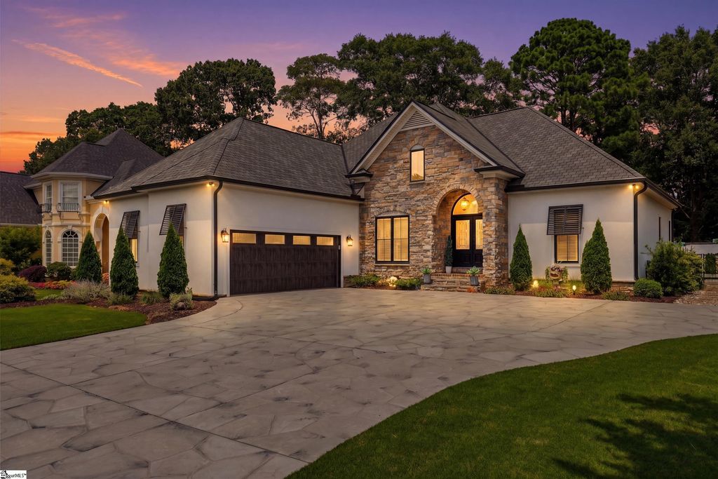 244 Chancellors Park Court, Simpsonville, SC 29681