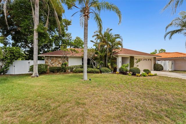 3153 CARLOS DRIVE, Dunedin, FL 34698