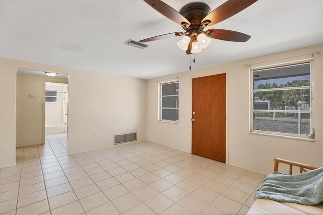 25 1ST AVENUE, Englewood, FL 34223