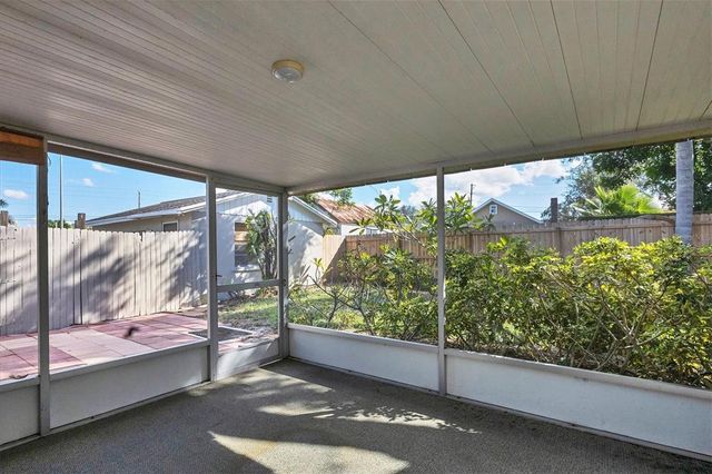 25 1ST AVENUE, Englewood, FL 34223