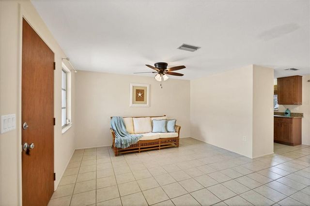 25 1ST AVENUE, Englewood, FL 34223