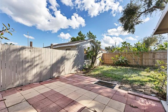 25 1ST AVENUE, Englewood, FL 34223
