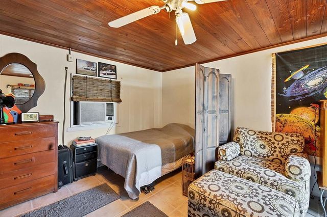 25 1ST AVENUE, Englewood, FL 34223
