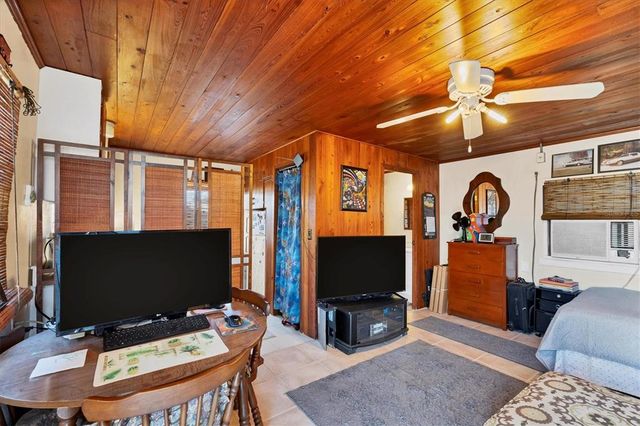 25 1ST AVENUE, Englewood, FL 34223
