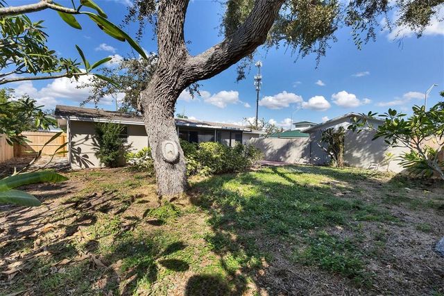 25 1ST AVENUE, Englewood, FL 34223