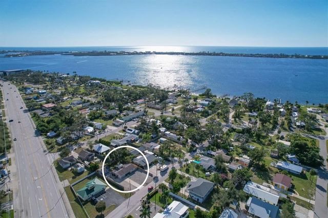 25 1ST AVENUE, Englewood, FL 34223