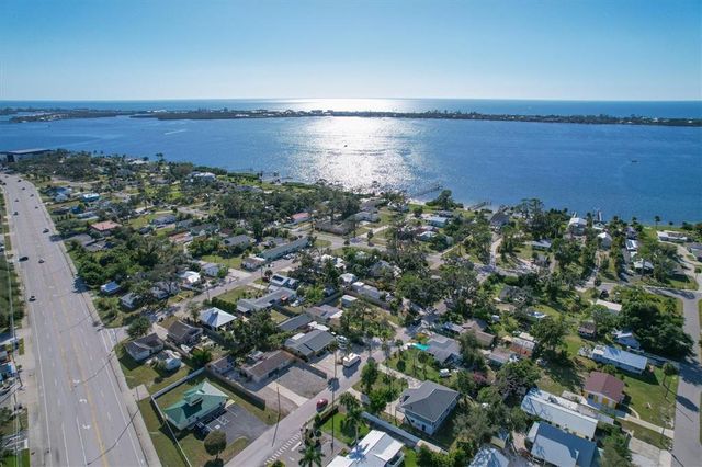 25 1ST AVENUE, Englewood, FL 34223