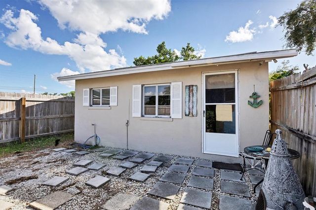 25 1ST AVENUE, Englewood, FL 34223