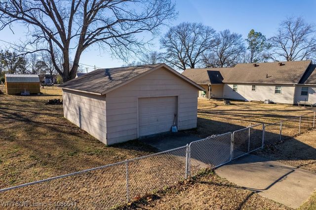 428 Elm Street, Sallisaw, OK 74955
