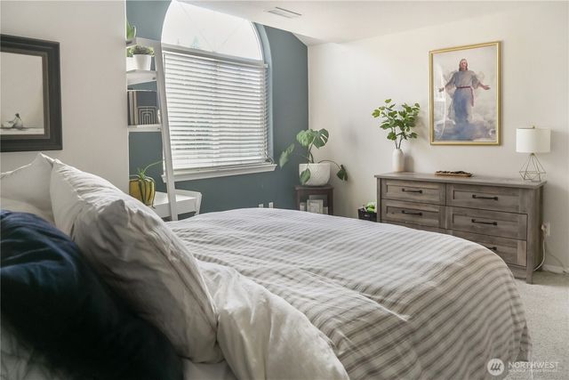 8912 NE 71st Street, Vancouver, WA 98662