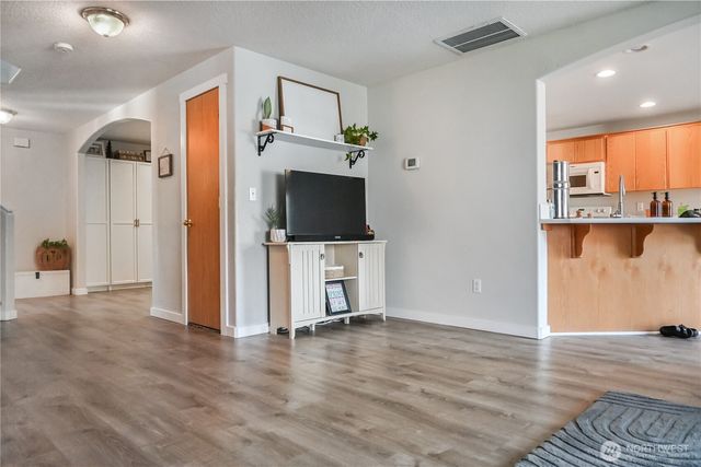 8912 NE 71st Street, Vancouver, WA 98662