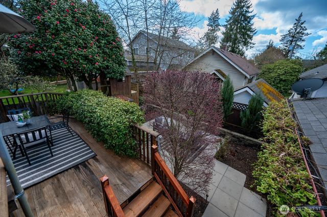 1315 NE 70th Street, Seattle, WA 98115