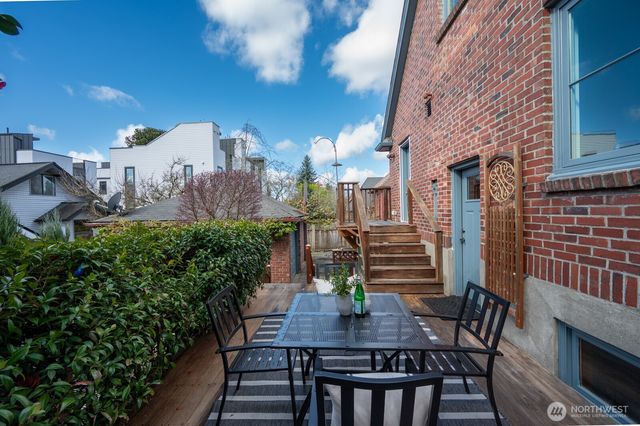 1315 NE 70th Street, Seattle, WA 98115