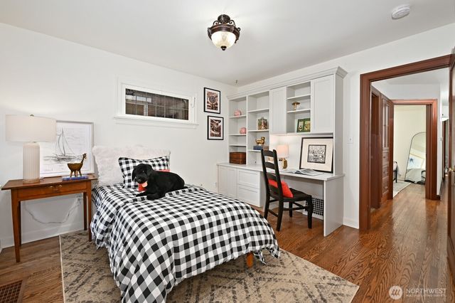 1315 NE 70th Street, Seattle, WA 98115