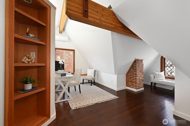 1315 NE 70th Street, Seattle, WA 98115