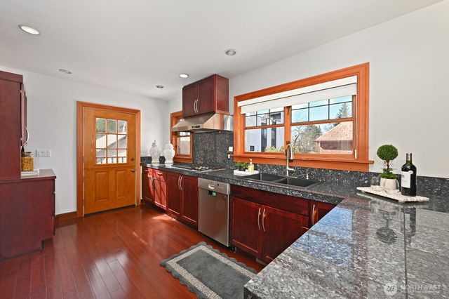 1315 NE 70th Street, Seattle, WA 98115