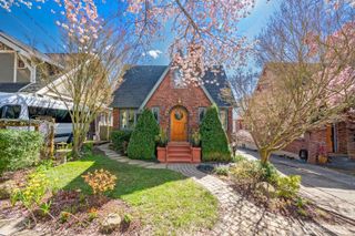 1315 NE 70th Street, Seattle, WA 98115