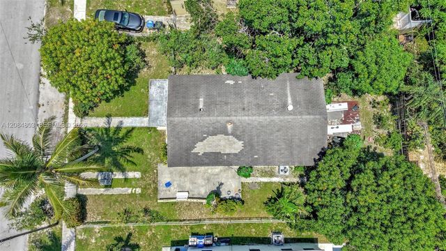 15601 NE 15th Avenue, North Miami Beach, FL 33162