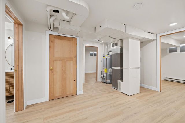 907 2nd st NE, Minot, ND 58703