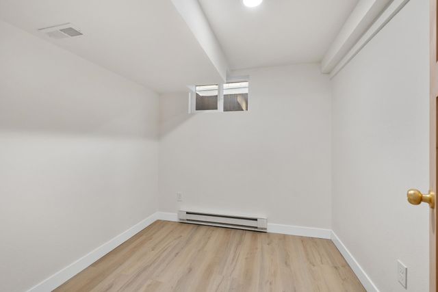 907 2nd st NE, Minot, ND 58703