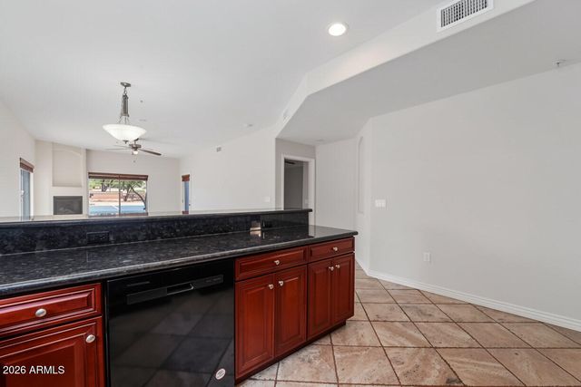 5350 E DEER VALLEY Drive 1252, Phoenix, AZ 85054