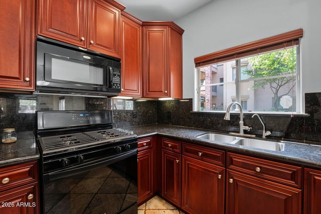 5350 E DEER VALLEY Drive 1252, Phoenix, AZ 85054