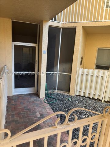 7775 Yardley Dr 108, Tamarac, FL 33321