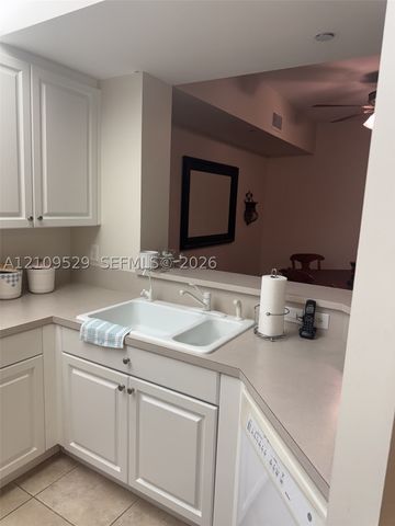 7775 Yardley Dr 108, Tamarac, FL 33321