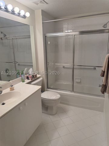 7775 Yardley Dr 108, Tamarac, FL 33321