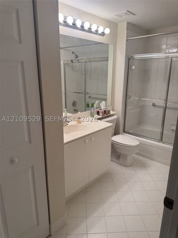 7775 Yardley Dr 108, Tamarac, FL 33321